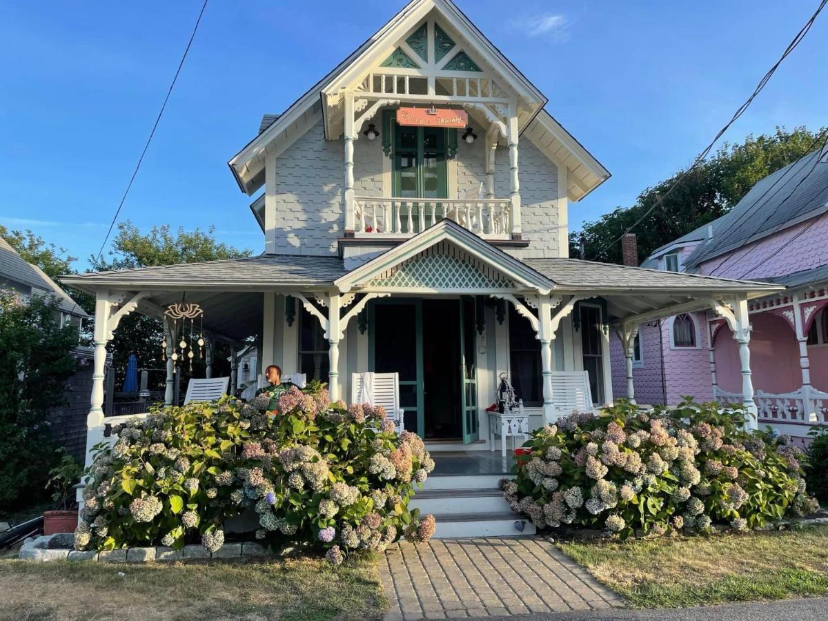 Queen'S Vintage Cottage Oak Bluffs Exterior photo