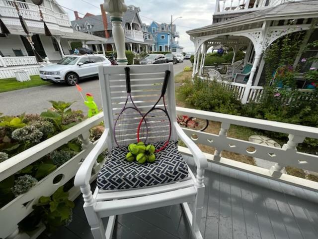 Queen'S Vintage Cottage Oak Bluffs Exterior photo